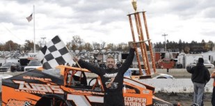KRUMMEL TAKES THE ESW SMALL BLOCK 100