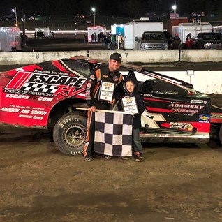 4/27/19 - RACE WINS TO BIG BLOCK DRIVER BILLY VANINWEGEN, SMALL BLOCK VET BRETT HEARN AND SPORTSMAN CHAMP GREG SLEIGHT