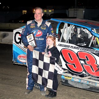 5/18/19 - RACE WIN TO MODIFIED DRIVER CRAIG MITCHELL, SPORTSMAN TO JARED LABAGH