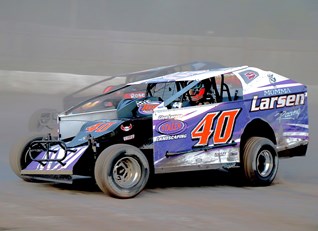 Saturday Night Racing