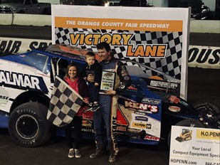 4/24/21 - Tyler Boniface wins 358 Modified $3,000 to win night